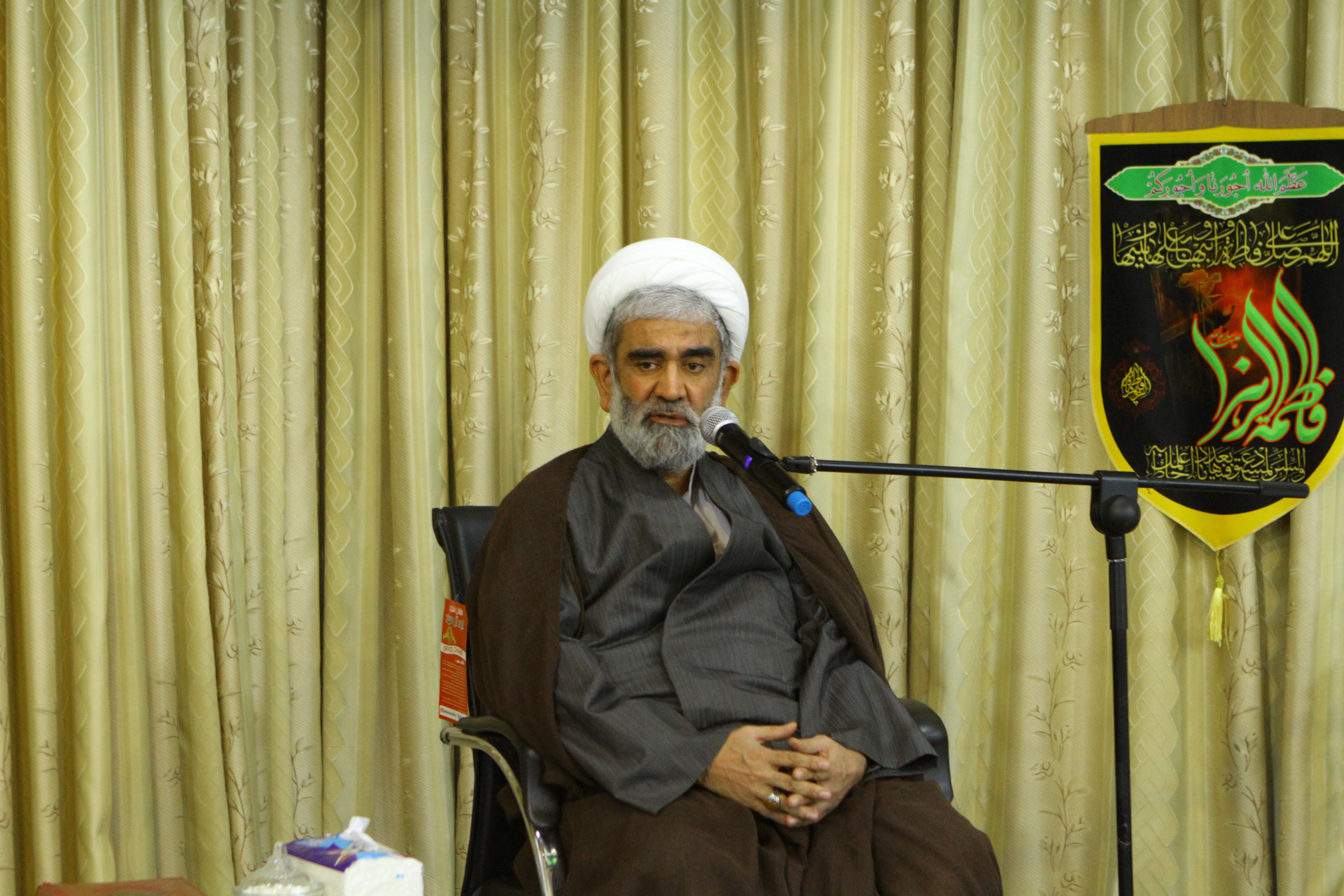 روایتگریِ بی‌ وقفه؛ گفت‌وگو با روحانی که ۴۴ کتاب با محور شهید و شهادت نگاشت