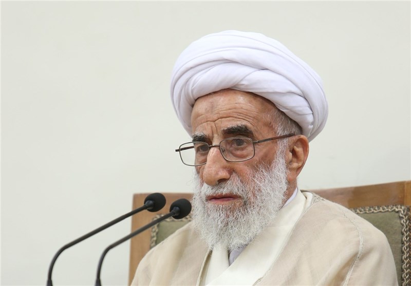 سیری اجمالی در حیات علمی ، فرهنگی و سیاسی حضرت آیت‌ الله احمد جنتی   .