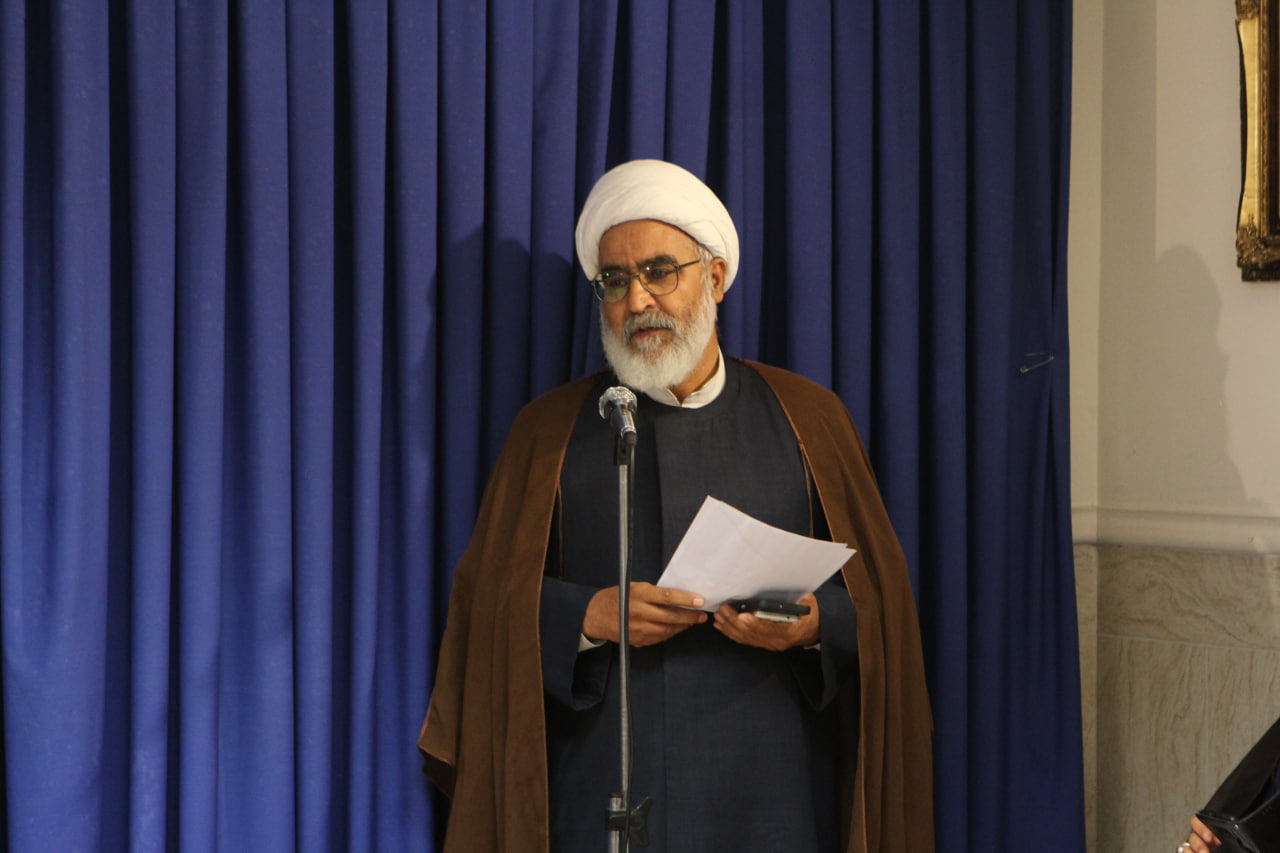 حجت‌الاسلام والمسلمین محمدحسین محمودی، رئیس کمیسیون حوزه و دانشگاه مجمع نمایندگان طلاب، در جلسه مجمع عمومی، گزارشی درباره حضور و نقش‌آفرینی حوزه در دانشگاه ارائه کرد.