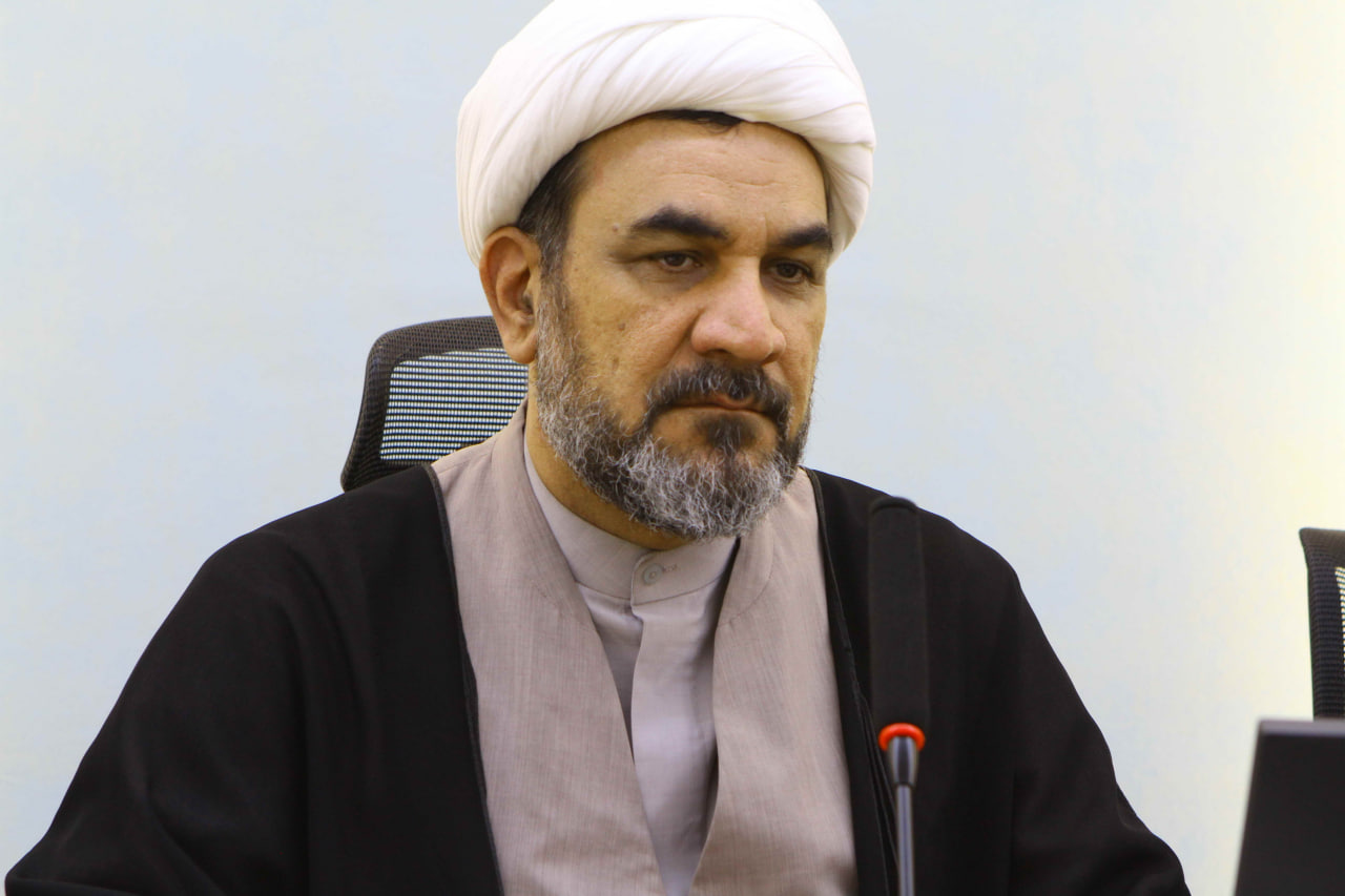 هم مطالب ارائه شده توسط حجت الاسلام والمسلمین جواد حیادر رئیس واحد اساسنامه مجمع نمایندگان طلاب در جلسه با معاونت آموزش حوزه 