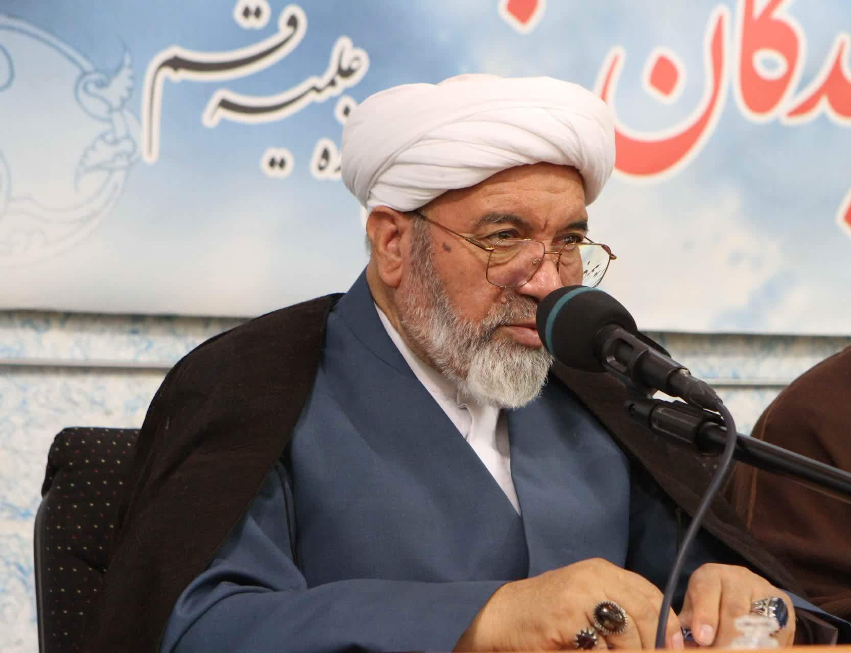 نطق نائب رئیس مجمع نمایندگان طلاب و فضلای حوزه های علمیه حجت الاسلام والمسلمین سعیدی