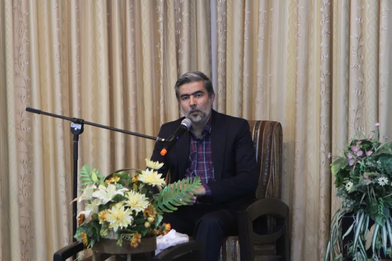 حضور دکتر شیرمردی ، معاون سازمان انرژی اتمی و مدیرعامل شرکت توسعه کاربرد پرتوها در جمع اعضای کمیسیون سیاسی و هیئت رئیسه مجامع استانی مجمع نمایندگان طلاب و فضلای حوزه های علمیه