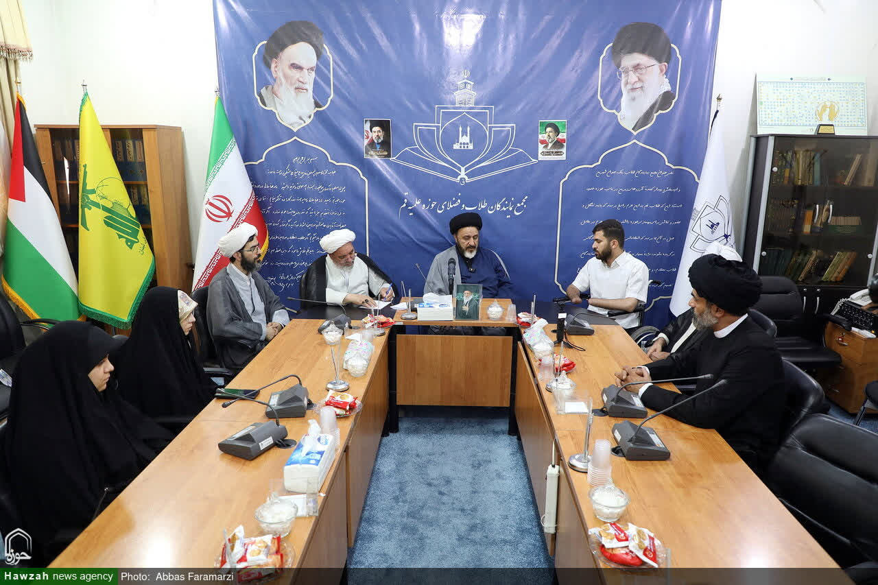  تکریم جانباز دهه هشتادی که دست‌ها و پاهایش را پای لانچر داد                    .